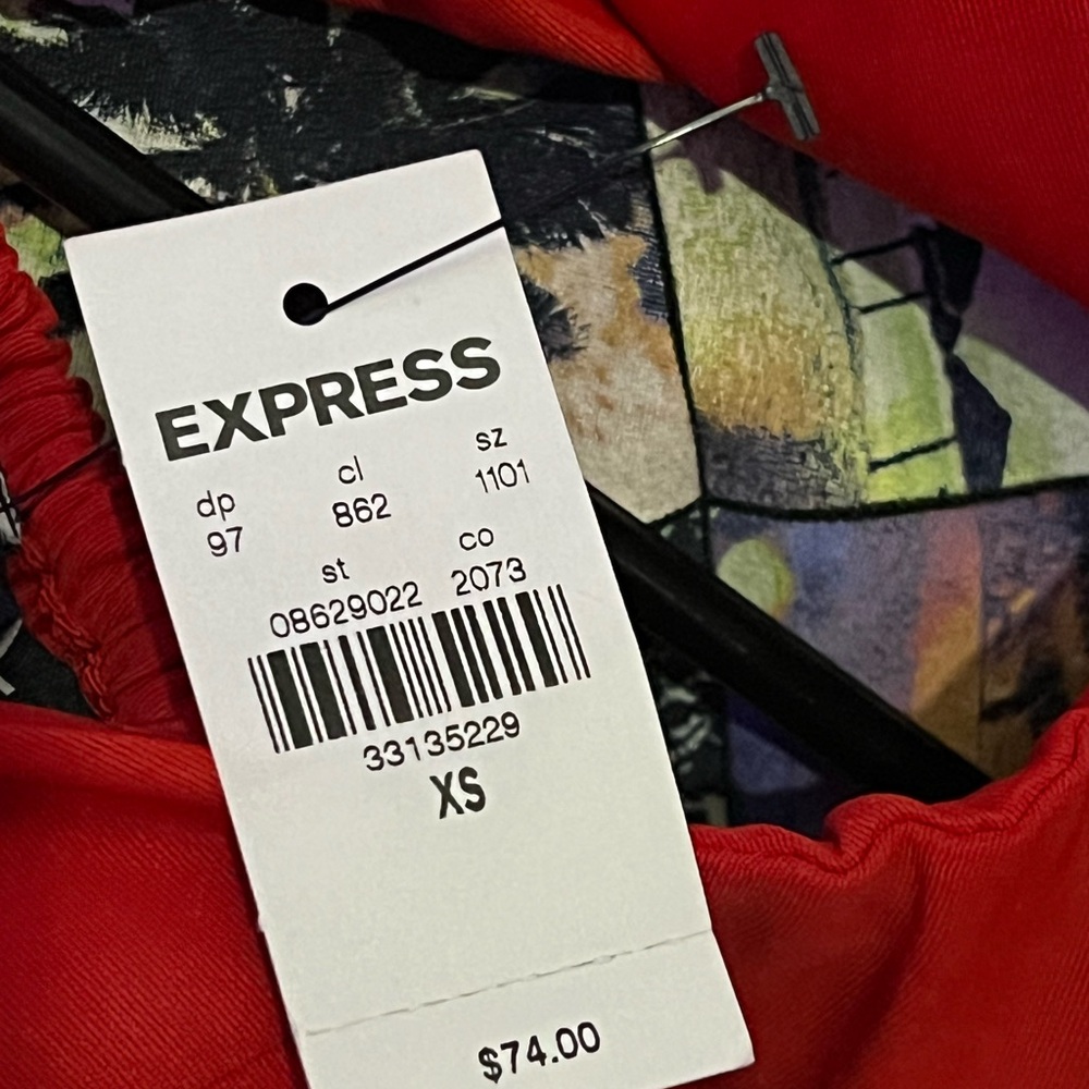 NWT EXPRESS RUFFLE TOP - Picture 2 of 3